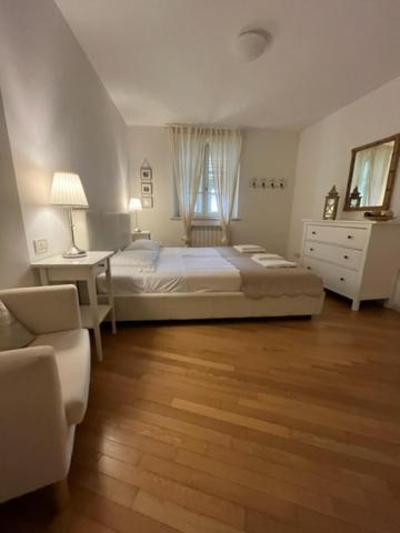Il Borgo Apartment Trieste Ngoại thất bức ảnh